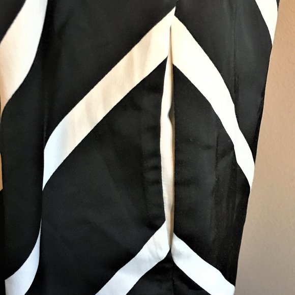 JOE FRESH Silky Geometric Tunic Dress  |  Size S/P - Picture 9 of 13